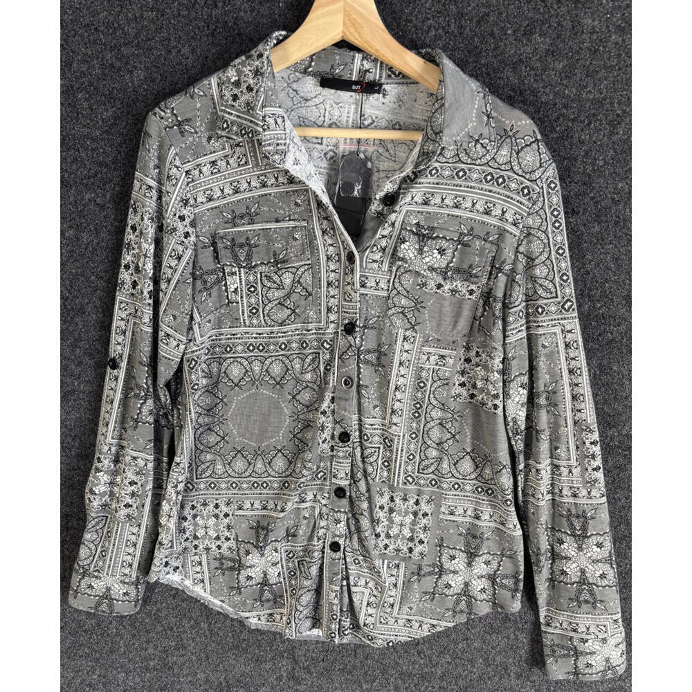 DJT Shirt Women L Large Gray Geometric Button Up Collared Long Sleeve Pockets